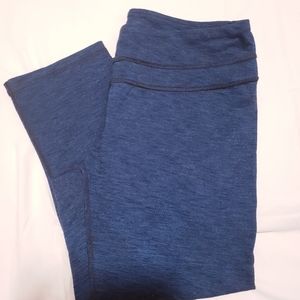 Lucy workout crops size L